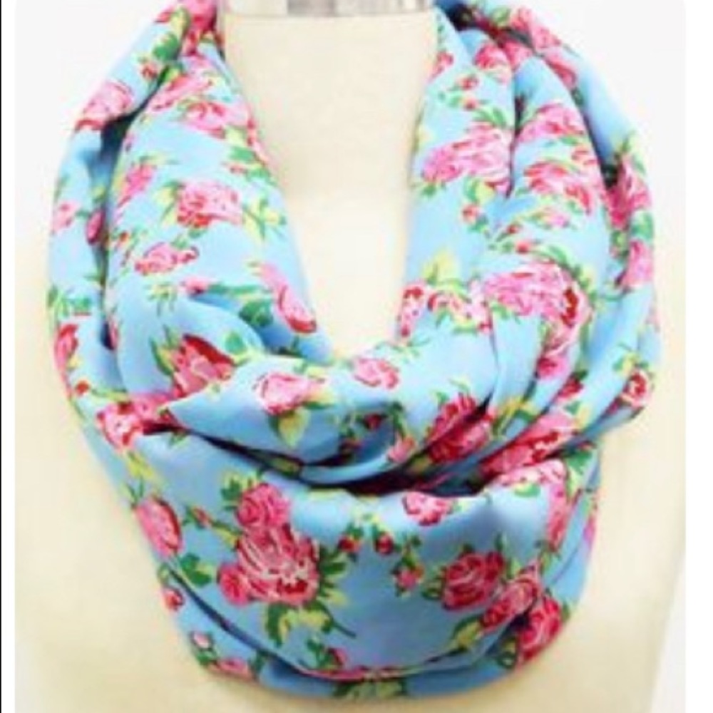 Designer Betsy Johnson Blue Garden Rose Loop Infinity Scarf